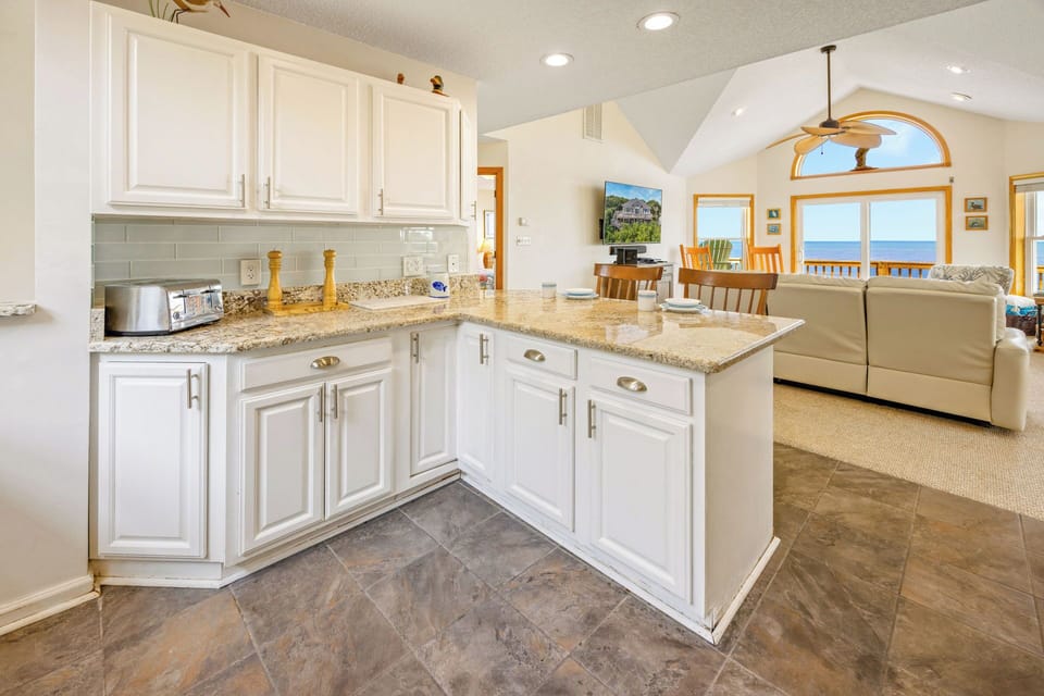 Surf or Sound Realty - 1227 - The Treehouse - Kitchen -4
