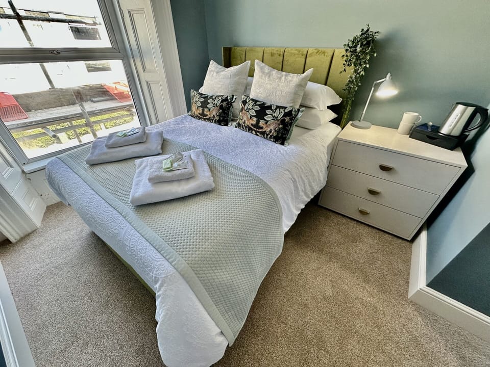 Room with Double bed example