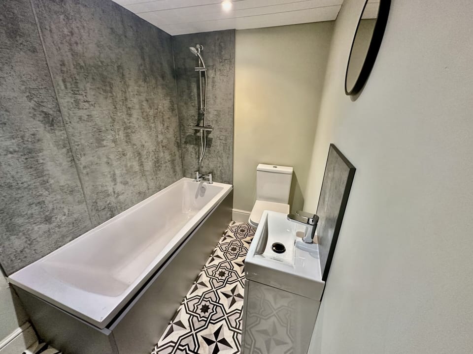 Bath with Shower over