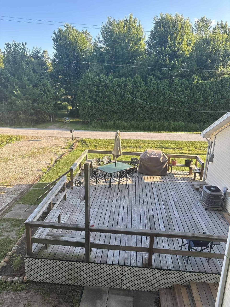 back deck from second level deck