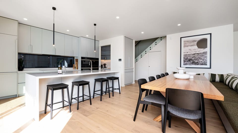 Seabound Luxe House Kitchen and Dining Area