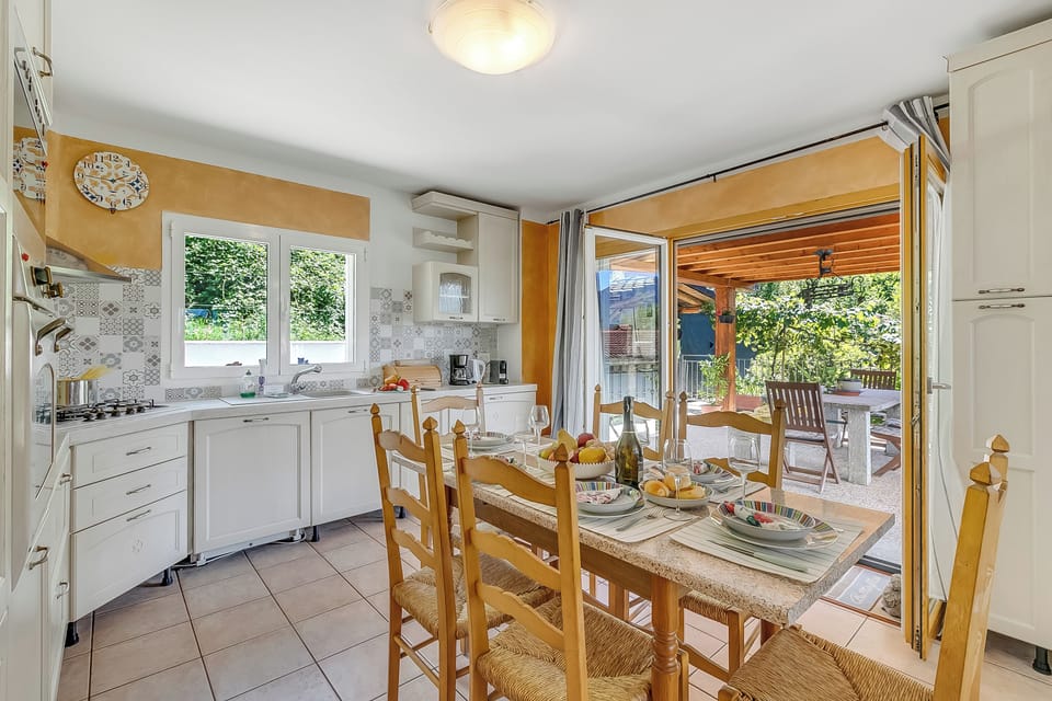Kitchen and dining area