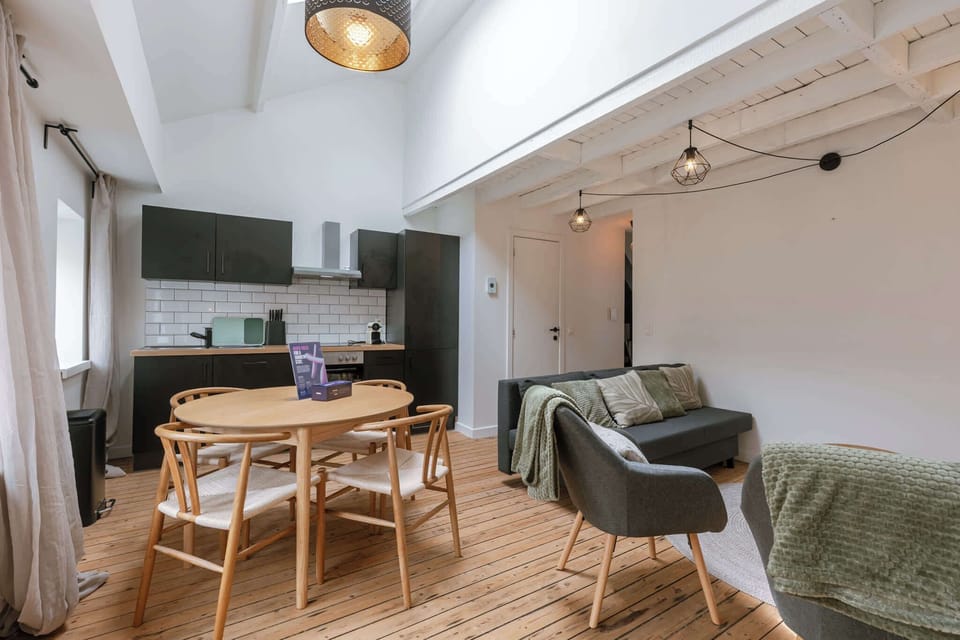 Living Room with Smart TV and Sofas
