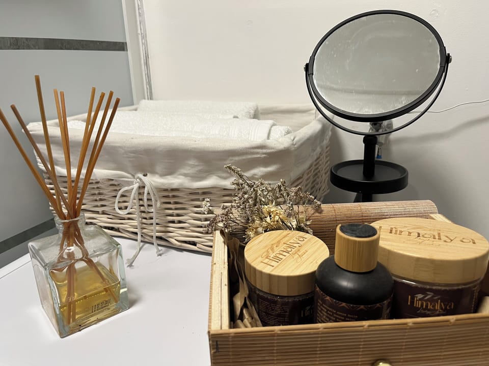 Bathroom amenities