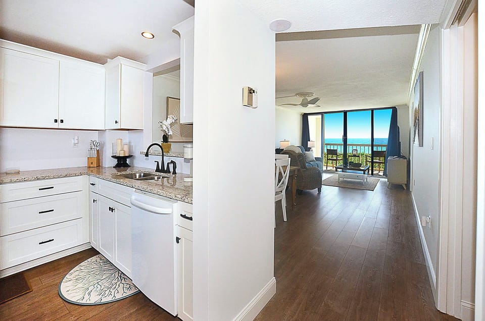 Kitchen, Dining. Living Room