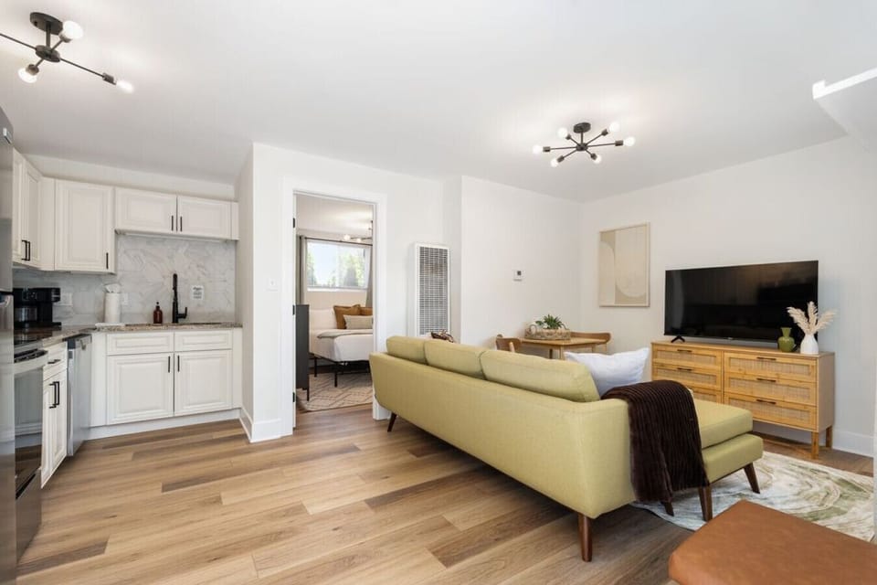 Living and Dining Area