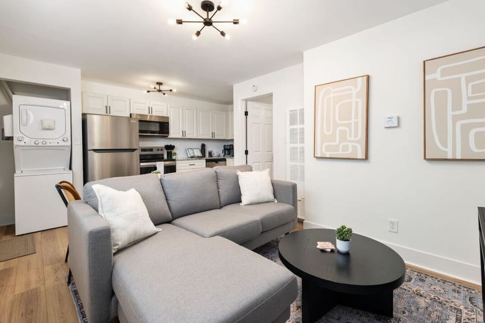 Open Liiving Room, Kitchen, Dining Area