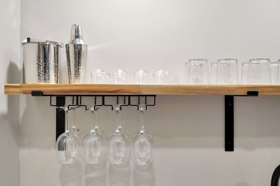 bar ware in kitchenette