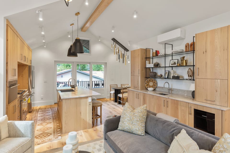 2.04-living-room-mears-station-a-telluride (16)