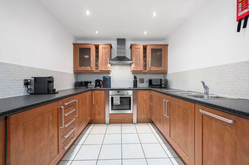 Our kitchen has everything you'd expect in a family home including microwave, kettle & toaster. We provide complimentary teas & coffee
