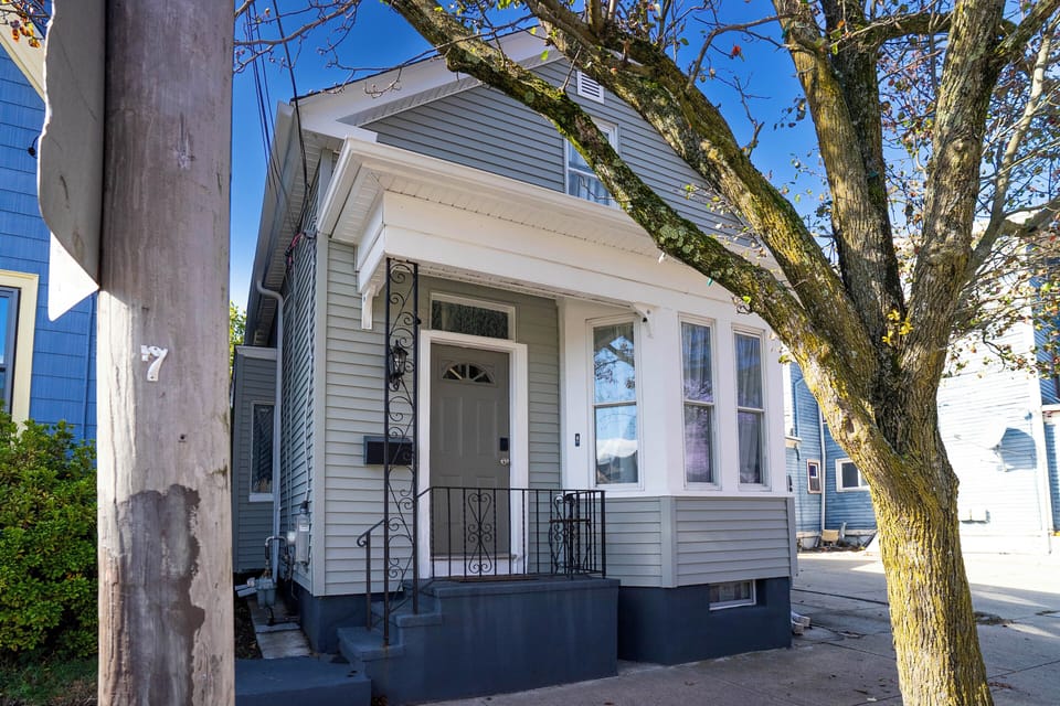 Exterior | Driveway (1 Vehicle) | Free Street Parking