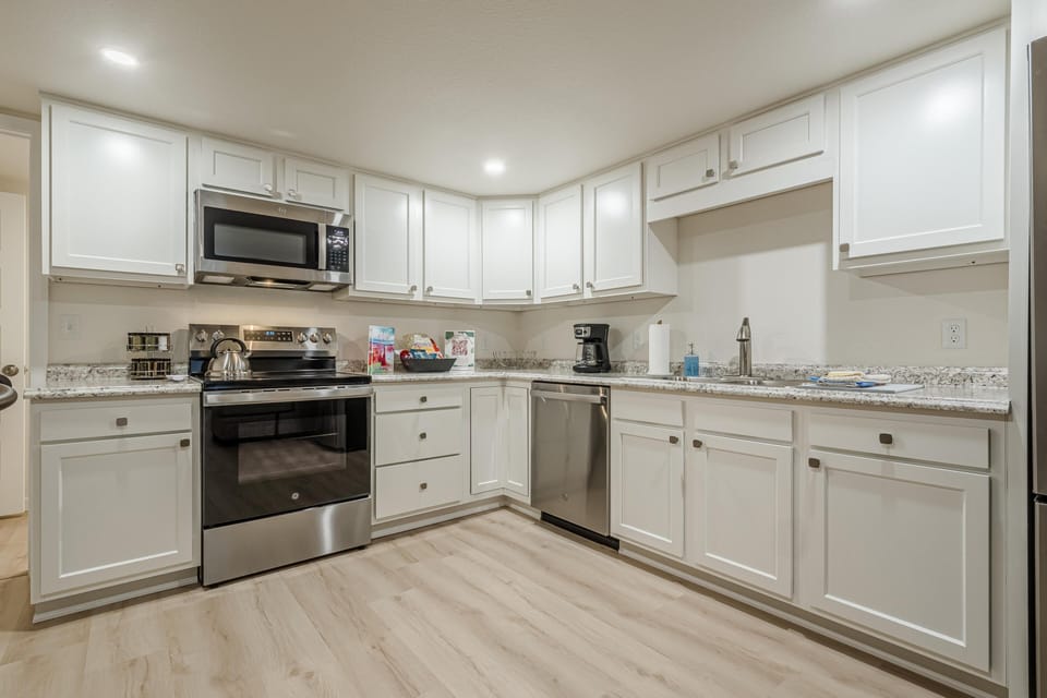 Cook, dine, and connect—all in one cozy space.