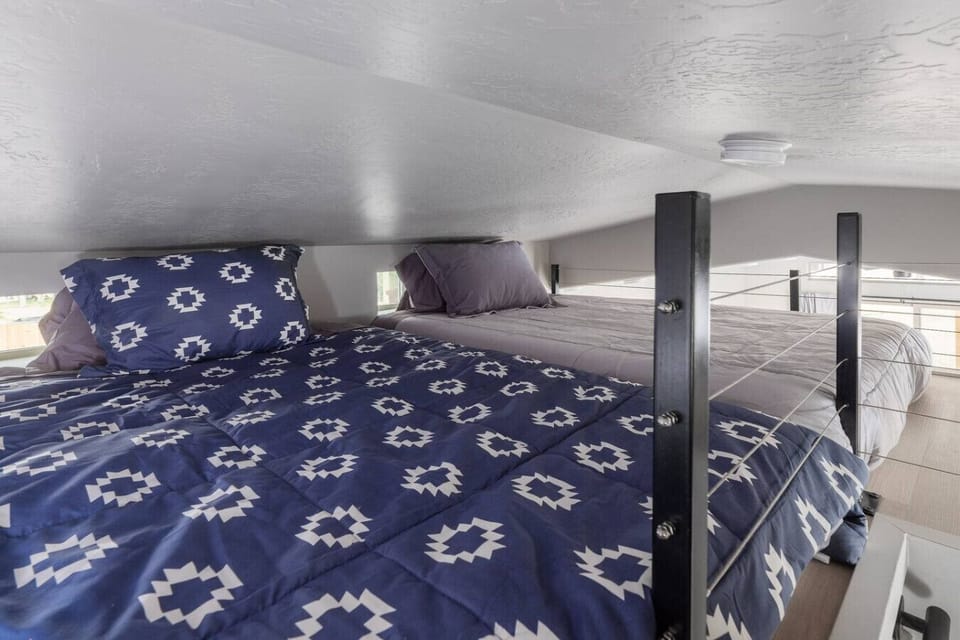 Loft with 2 Full Beds