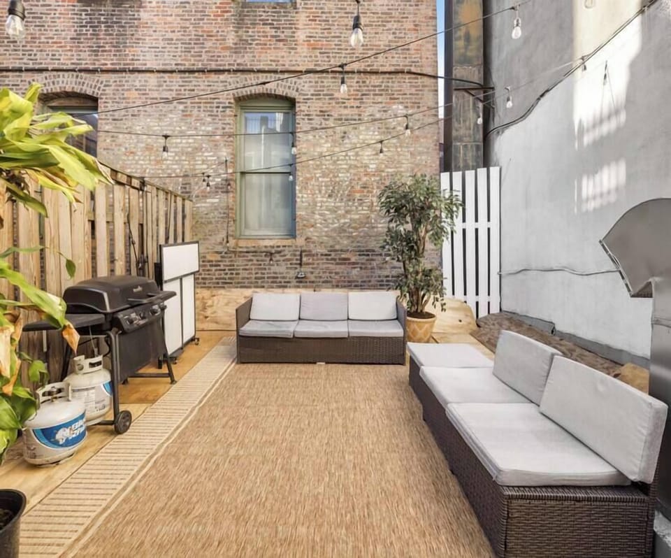 Private outdoor terrace