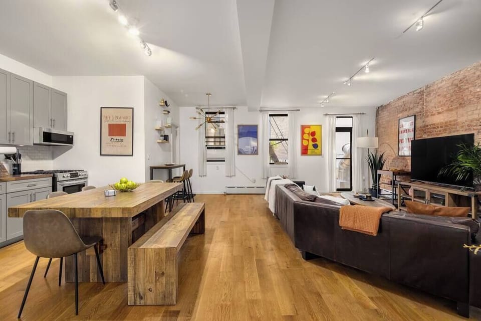 Living and dining area