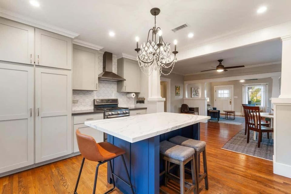 Fully equipped kitchen with coffee station and dining space