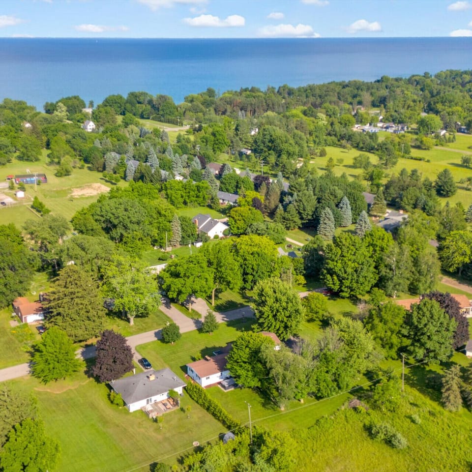 The best of both worlds—tucked between the lake and the fields.