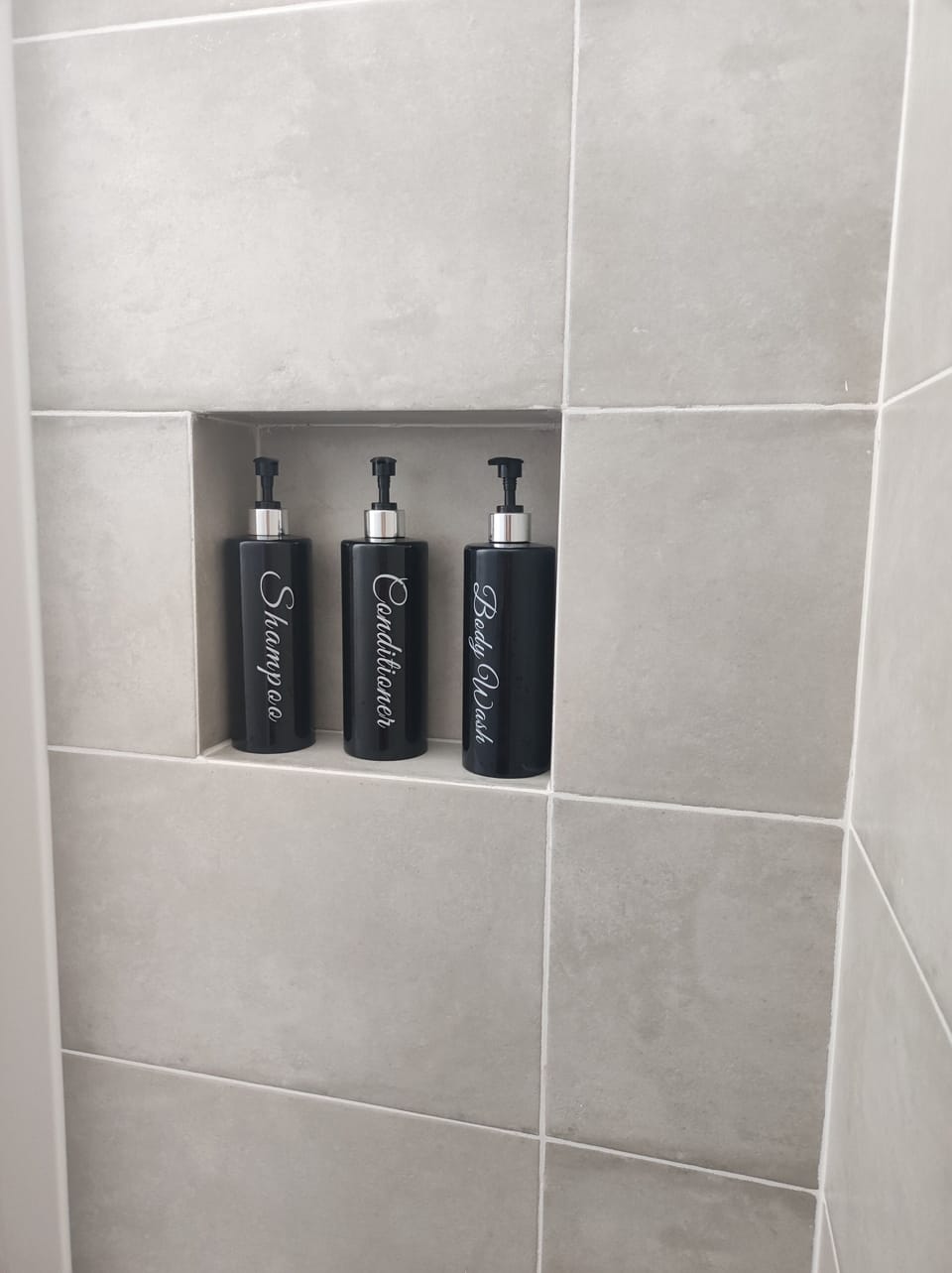 Bathroom amenities