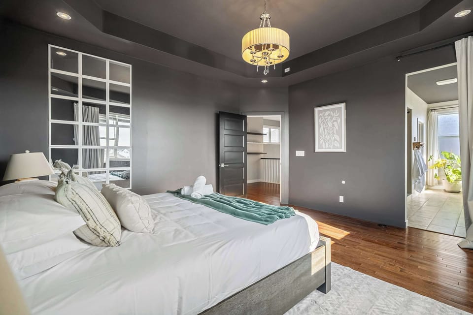 Unwind in a calming, private oasis with spa-style ensuite.