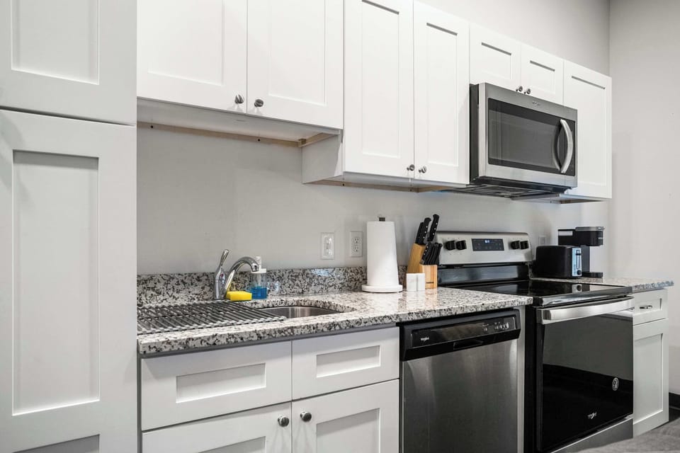 Fully equipped kitchen