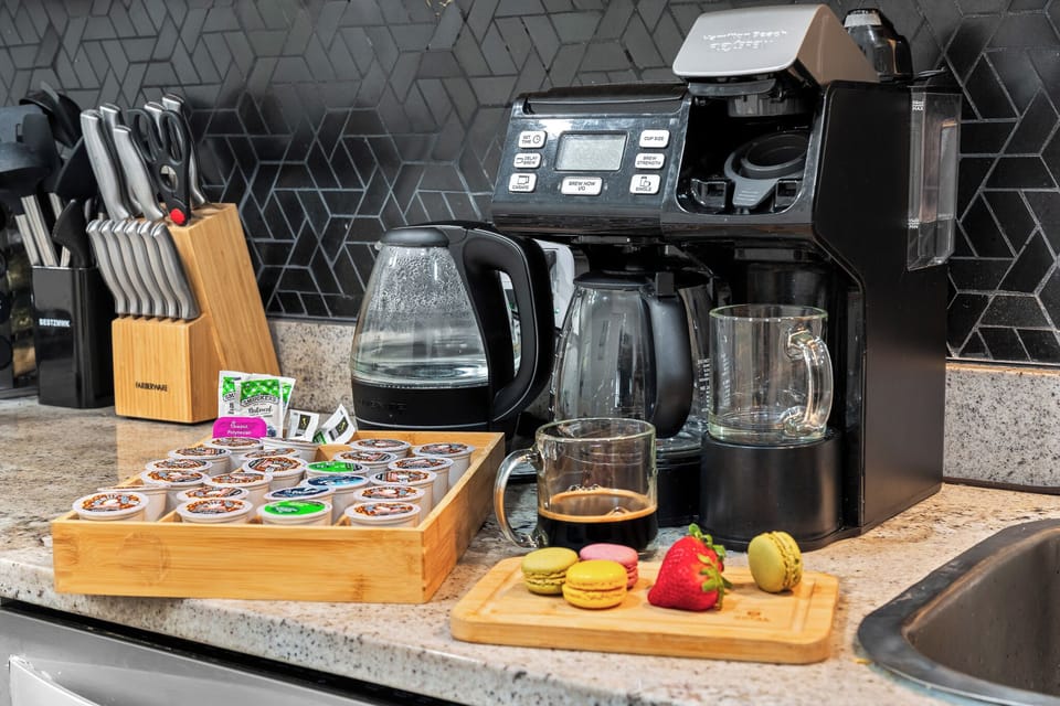 Perk up, buttercup. This bar saves mornings daily.