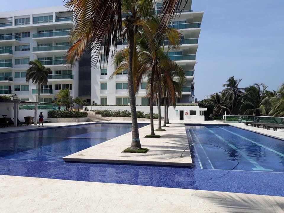 Deluxe  pool for leisure and relax perfect view