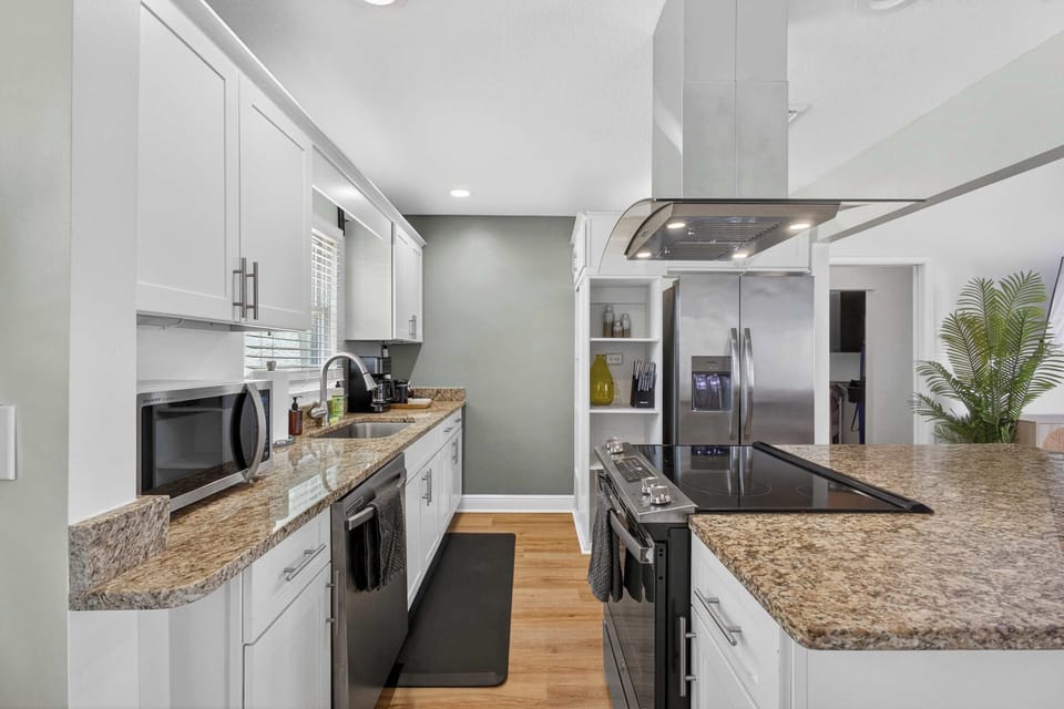 | The Mangrove by Boutiq Luxury Vacation Rentals | West Palm Beach, FL