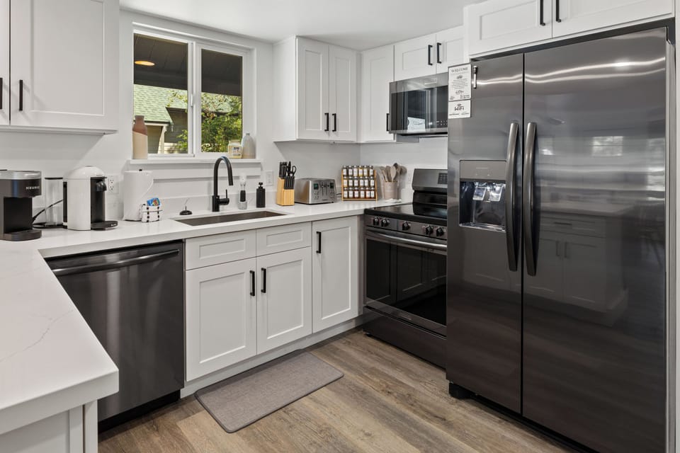 Test your culinary skills in the well equipped kitchen