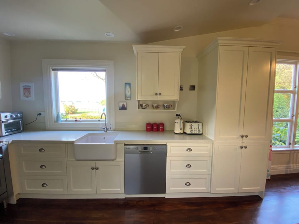 Kitchen with dishwasher