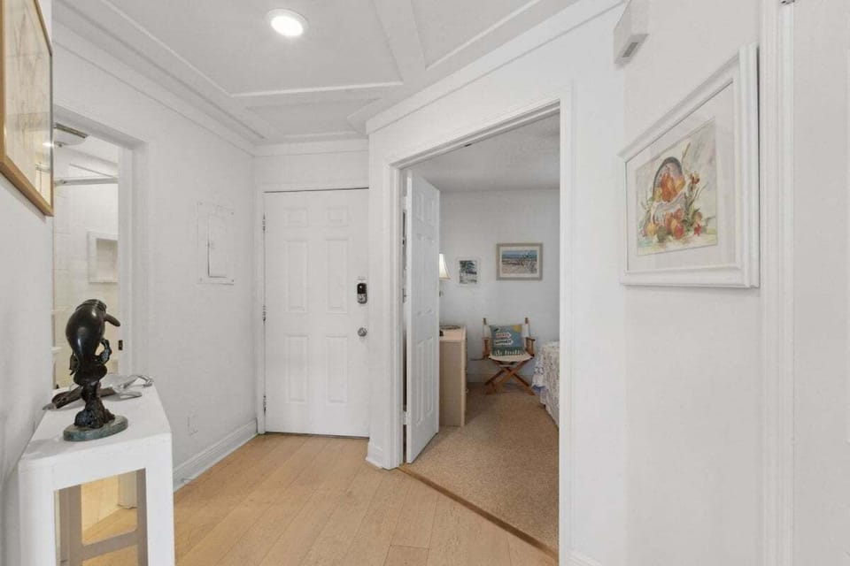 6-web-or-mls-5010 Summer Bch Blvd Unit 211-11