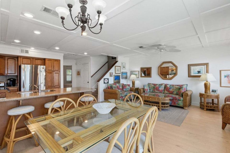 14-web-or-mls-5010 Summer Bch Blvd Unit 211-9