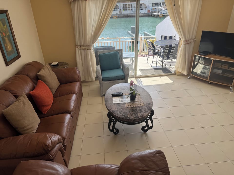 Living / Family Room
