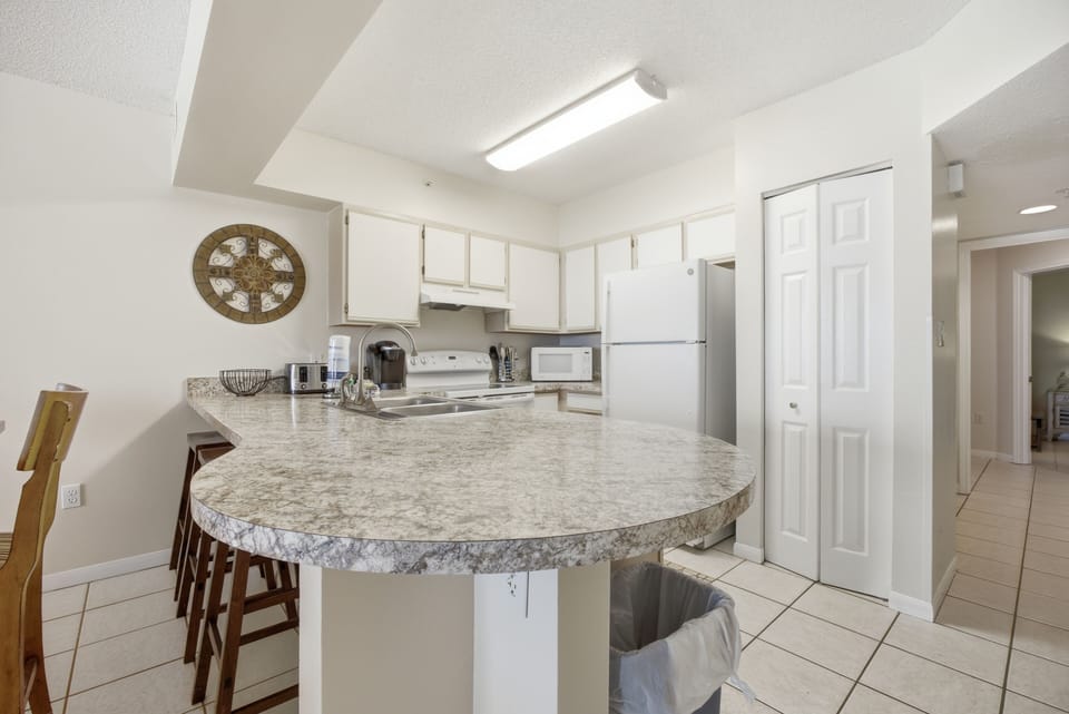 Emerald Towers West #4002 Kitchen