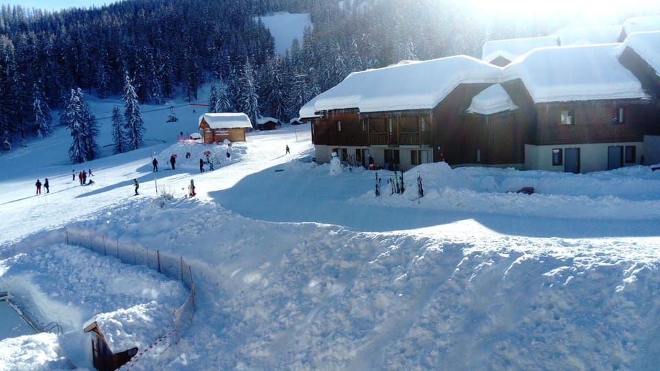 Snow and ski sports