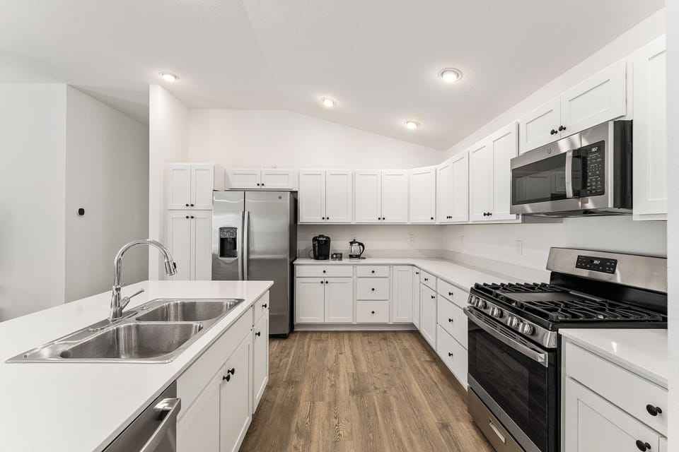 Kitchen with Gas Appliances