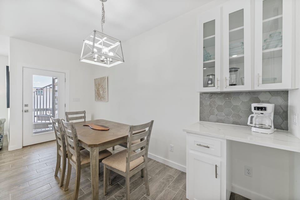 Where Meals and Memories Come Together:Dining Area Seats 6, with space for 5 more at Counter Top!