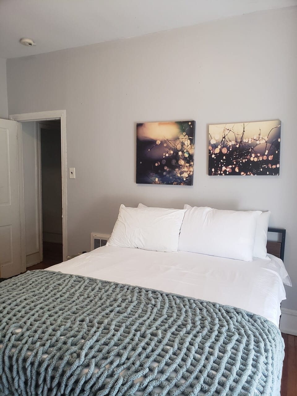 Queen bed