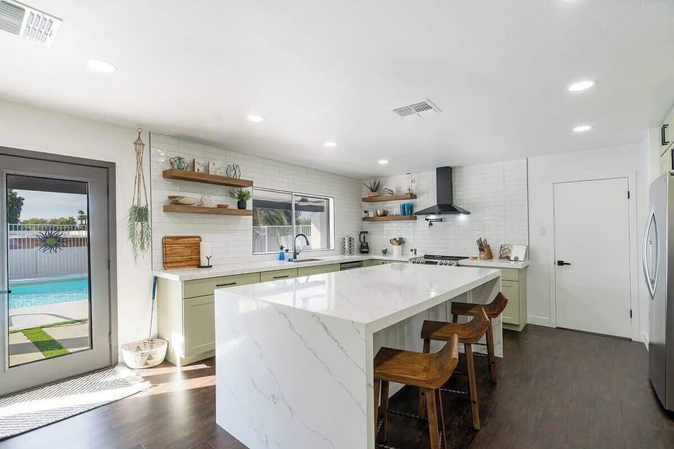Fully equipped kitchen with modern appliances and everything you need to cook like home.