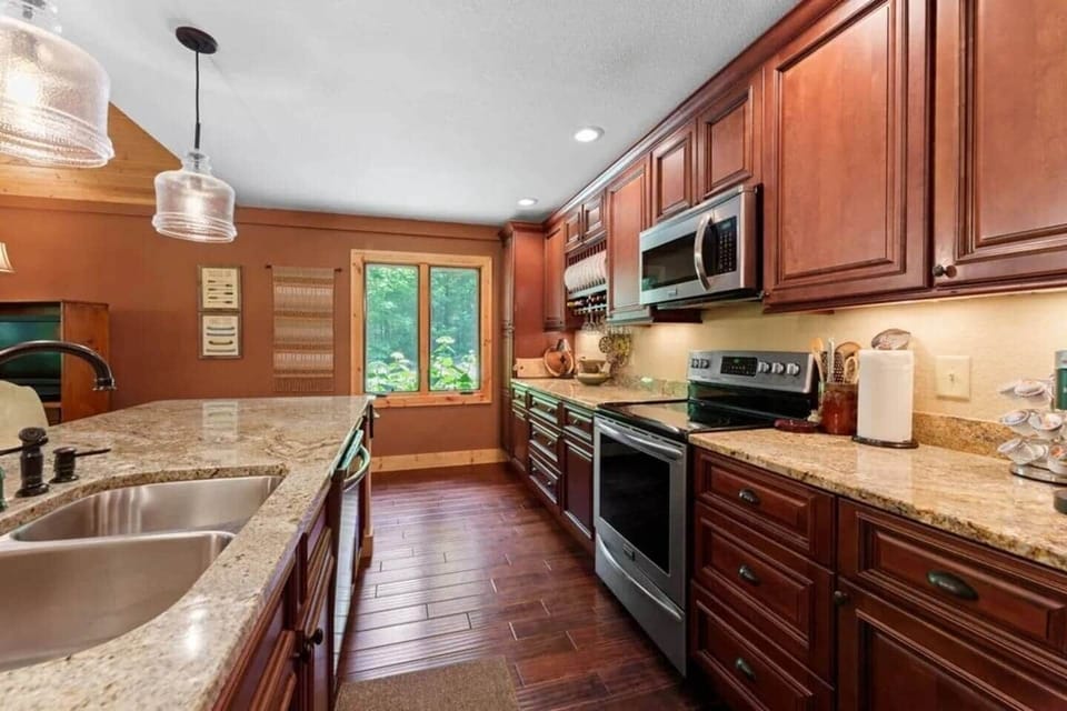 Stove, microwave, dishwasher...every items needed for your "kitchen away from home".