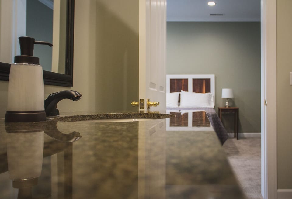 En Suite Bathroom