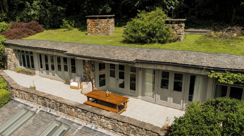 An architectural masterpiece by Louis Roberts - Welcome to “La Cima”