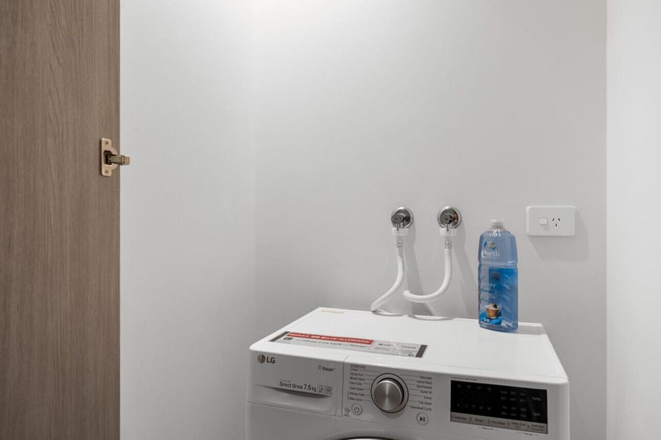 Take care of laundry with ease during longer stays with in-apartment facilities.