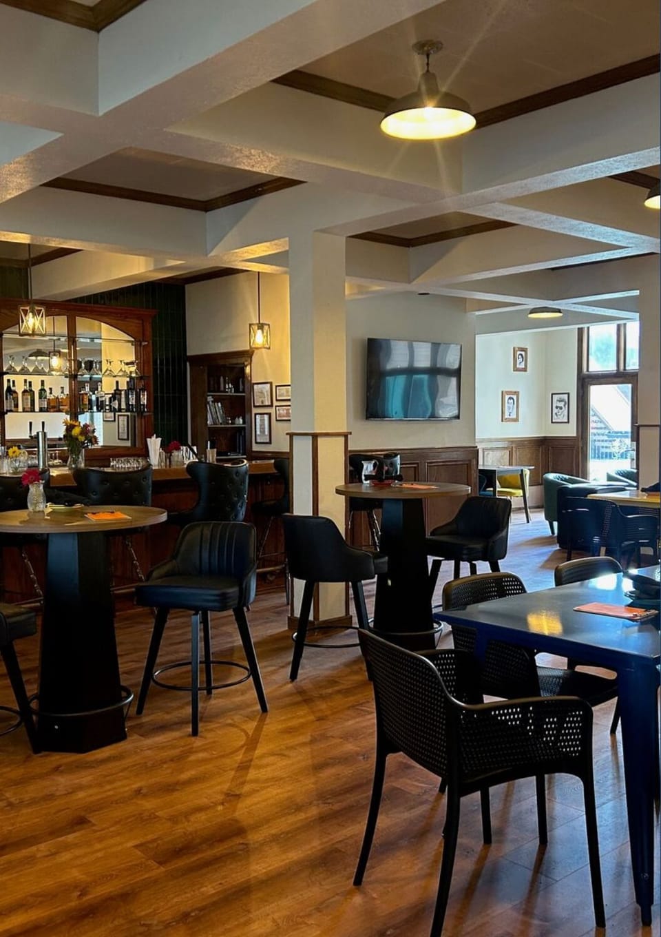 Lost and Found (Onsite restaurant and Bar)
