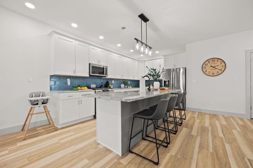 Fully stocked kitchen with plenty of counter space.