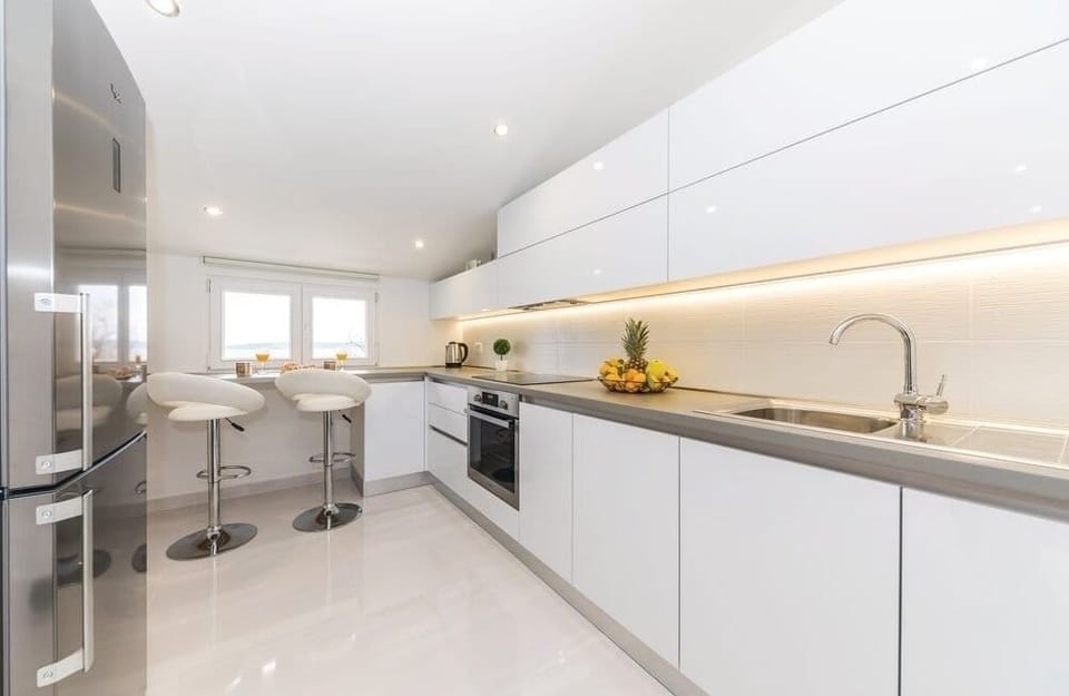 Kitchen 3