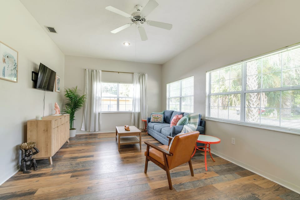 Crystal River Vacation Rental | 1BR | 1BA | 1,235 Sq Ft | 1 Step to Enter