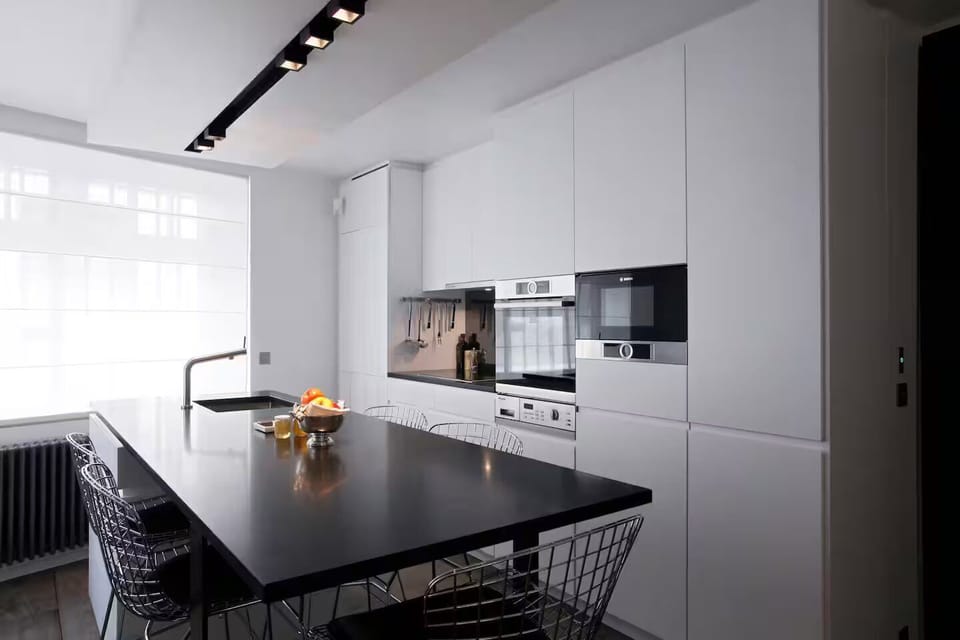 Duplexkitchen-diner with oven, microwave,sink,fridge,coffee machine,island seat5
