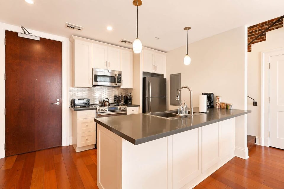 Fully-equipped kitchen