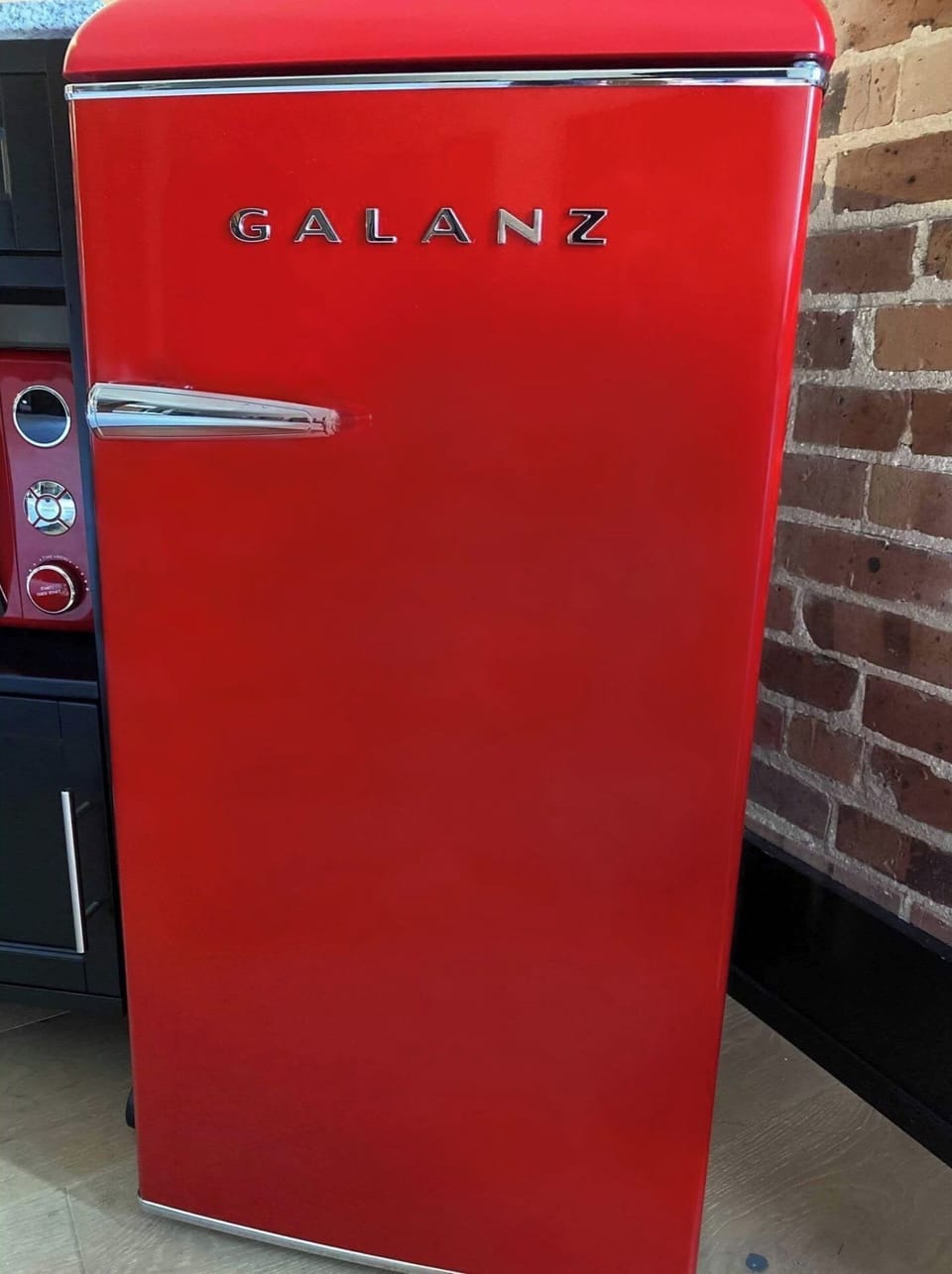 Mini fridge