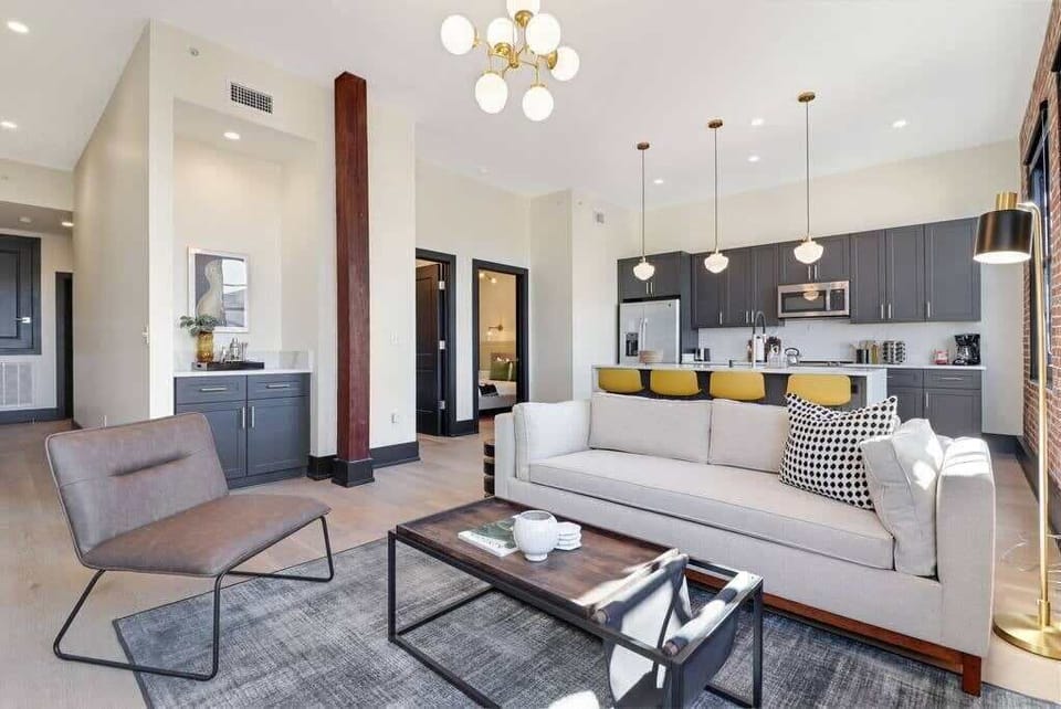Living room with high ceilings